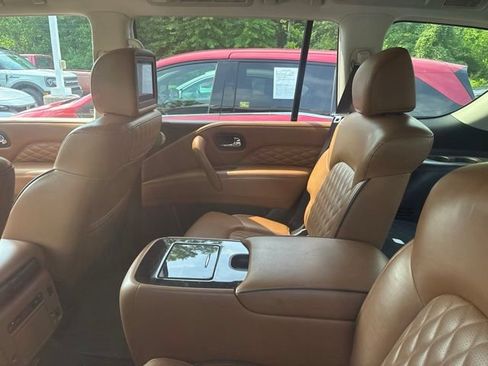 Used 2020 INFINITI QX80 Luxe w/ Sensory Package AWD/4WD image 5