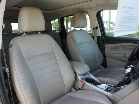Used 2013 Ford Escape SEL FWD image 2
