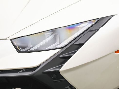 Used 2023 Lamborghini Huracan Tecnica image 27