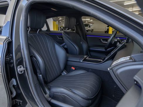 Used 2023 Mercedes-Benz S 500 4MATIC image 26