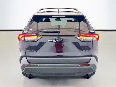 Used 2025 Toyota RAV4 XLE Premium FWD image 5