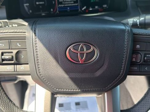 New 2026 Toyota Tacoma TRD Off-Road AWD/4WD image 19