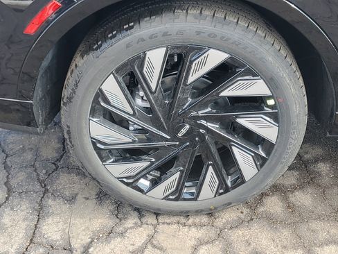 New 2026 Lincoln Nautilus Reserve image 5