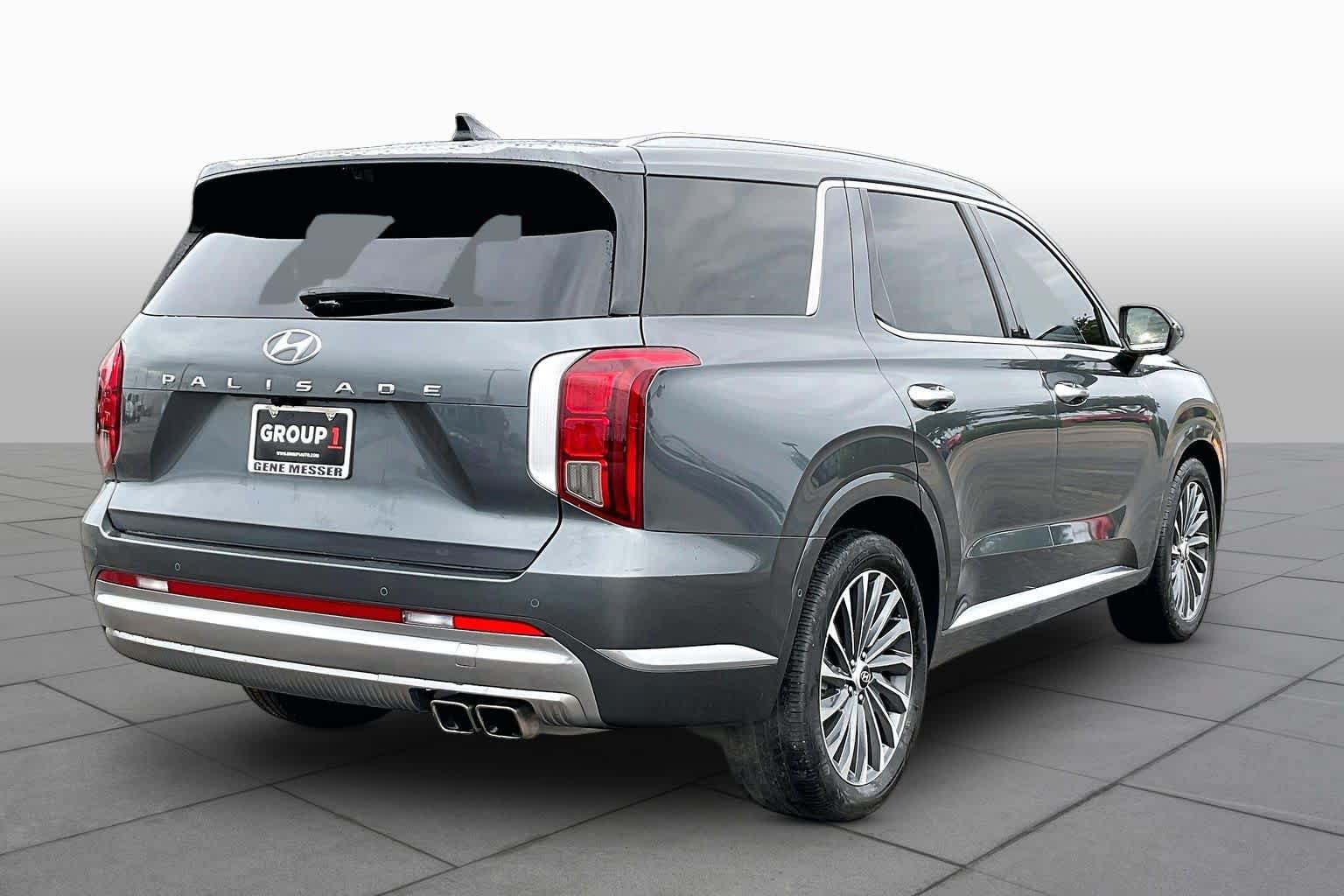 Used 2024 Hyundai Palisade Calligraphy FWD image 12