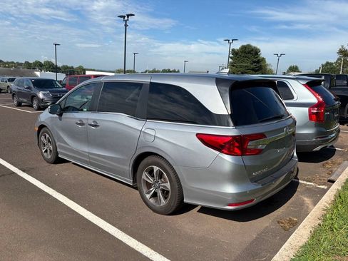 Used 2019 Honda Odyssey Touring image 3