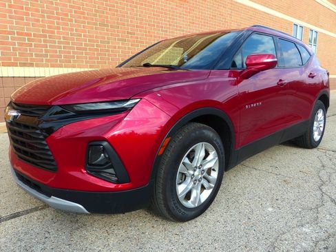 Used 2020 Chevrolet Blazer LT w/ Sound & Technology Package AWD/4WD image 5