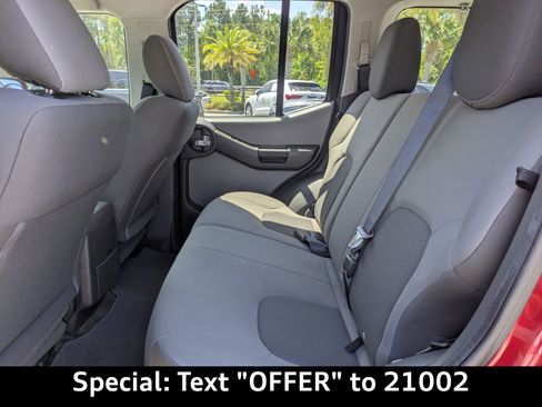 Used 2015 Nissan Xterra S w/ Value Package image 13