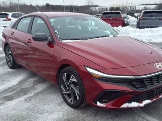 Used 2025 Hyundai Elantra Sport video 1