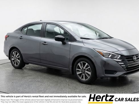 Used 2025 Nissan Versa SV FWD image 1