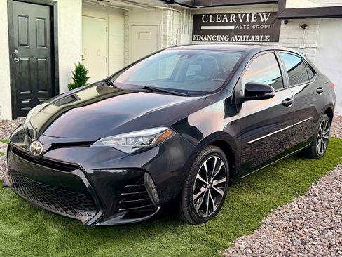 Used 2017 Toyota Corolla SE image 1