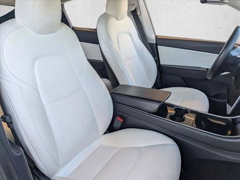 Used 2020 Tesla Model Y Performance AWD/4WD image 23