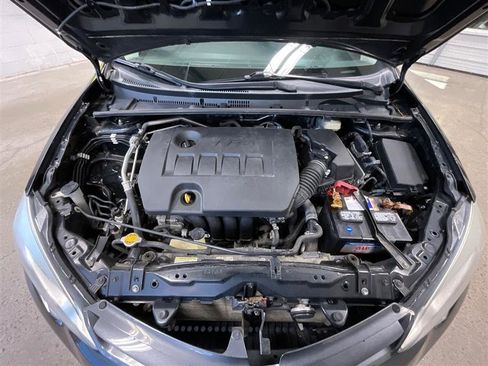 Used 2016 Toyota Corolla LE FWD image 30