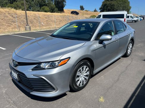 Certified 2021 Toyota Camry LE w/ Cold Weather Package FWD image 5