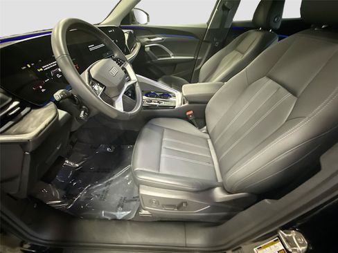 Certified 2025 Audi Q5 Premium w/ Convenience Package AWD/4WD image 21
