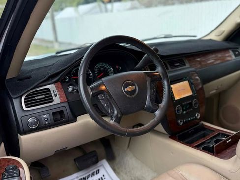 Used 2008 Chevrolet Tahoe LTZ w/ LTZ Preferred Equipment Group image 13