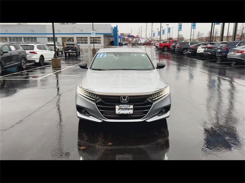 Used 2022 Honda Accord Sport image 3
