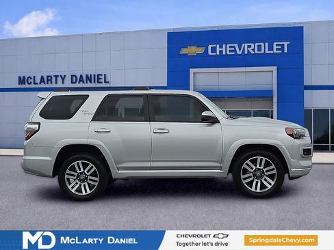 Used 2023 Toyota 4Runner TRD Sport image 6