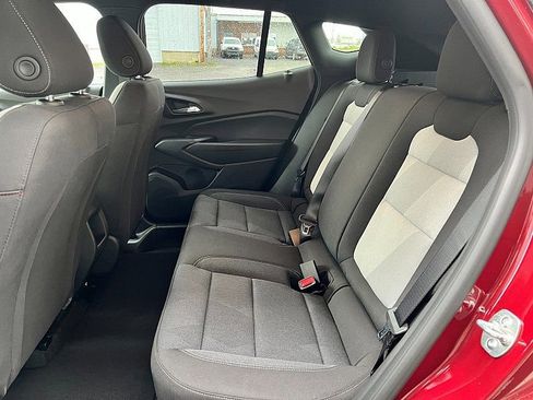 Used 2024 Chevrolet Trax RS w/ Driver Confidence Package image 39