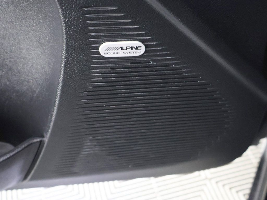 Used 2019 Dodge Challenger R/T Scat Pack w/ Widebody Package RWD image 31