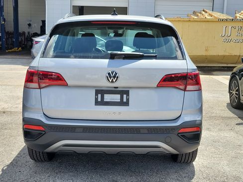 Used 2024 Volkswagen Taos S FWD image 5
