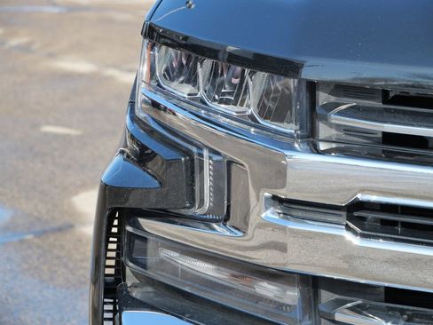 Used 2020 Chevrolet Silverado 1500 LTZ w/ LTZ Premium Package AWD/4WD image 3
