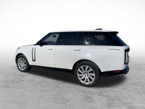 Used 2024 Land Rover Range Rover SE image 5