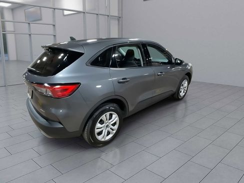 Used 2022 Ford Escape S image 8