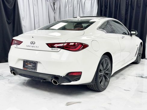 Used 2018 INFINITI Q60 Red Sport 400 w/ Sensory Package 3.0T Sport image 6
