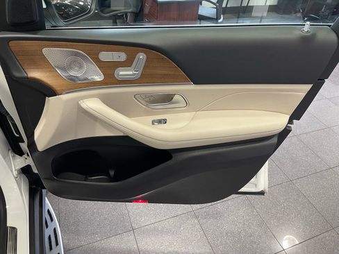 Used 2022 Mercedes-Benz GLE 350 w/ Premium Package image 37