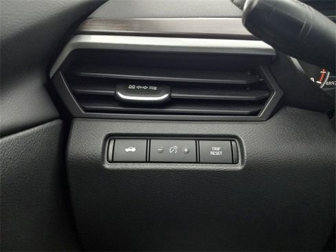 Used 2024 Nissan Altima 2.5 SV image 23