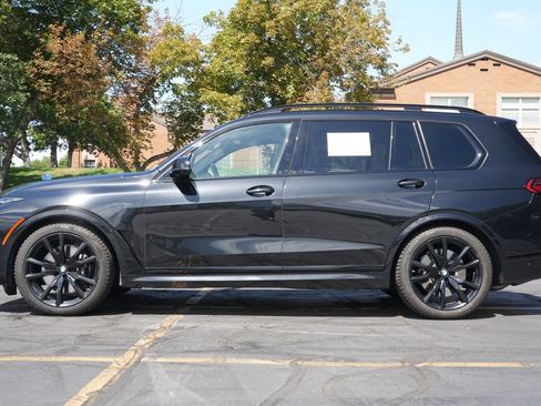 Used 2024 BMW X7 M60i w/ Executive Package AWD/4WD image 2
