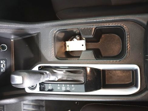 Used 2023 Nissan Sentra SV w/ All-Weather Package FWD image 12
