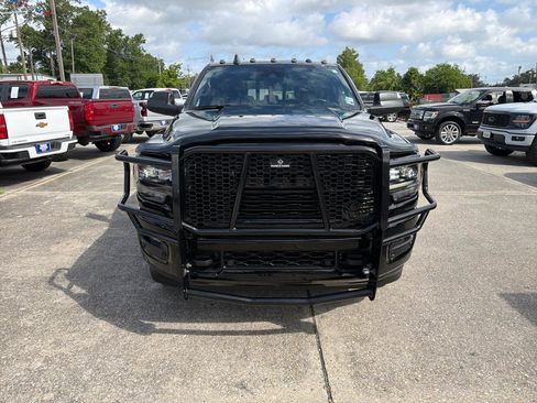 Used 2022 RAM 3500 Limited AWD/4WD image 12