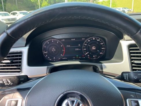 Used 2018 Volkswagen Atlas SEL Premium AWD/4WD image 23