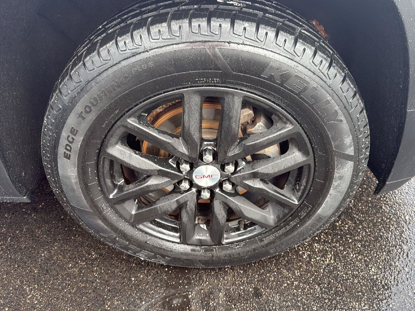 Used 2019 GMC Acadia SLT AWD/4WD image 32