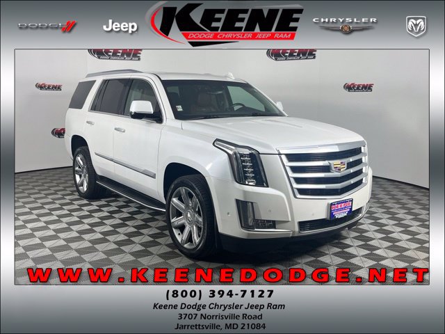 Used 2018 Cadillac Escalade Luxury AWD/4WD image 1