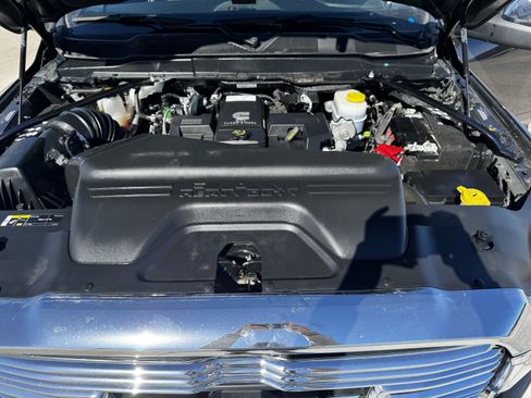 Used 2024 RAM 2500 Laramie w/ Safety Group image 34