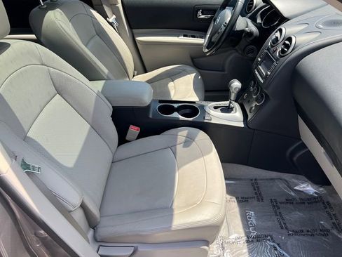 Used 2011 Nissan Rogue SV w/ SL Pkg FWD image 16