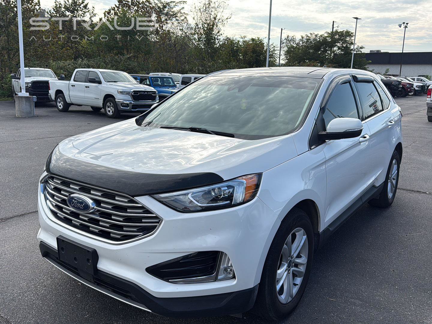 Used 2020 Ford Edge SEL w/ Convenience Package AWD/4WD image 3