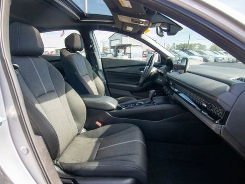 Used 2024 Honda Accord Sport image 15