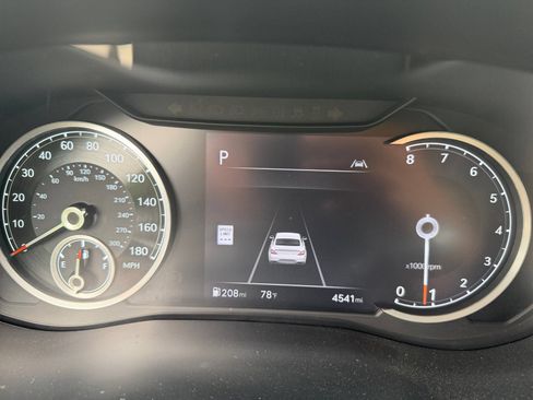 Used 2026 Genesis G70 2.5T AWD/4WD image 23