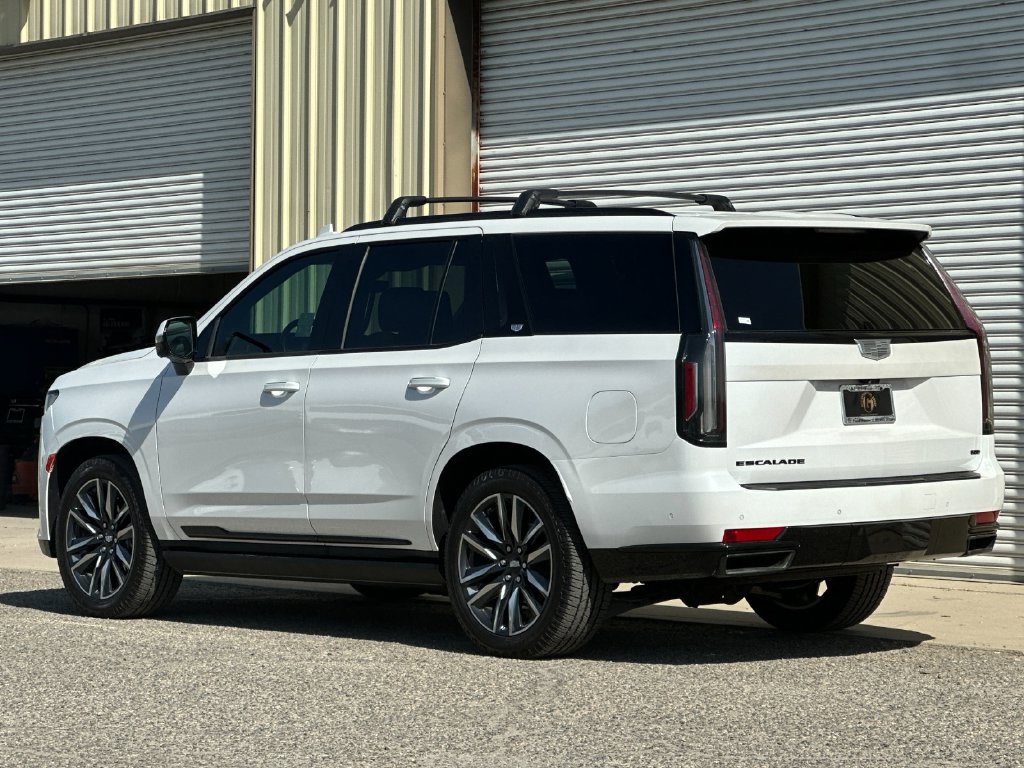 Used 2021 Cadillac Escalade Sport w/ Driver Assist Tech Package AWD/4WD image 6