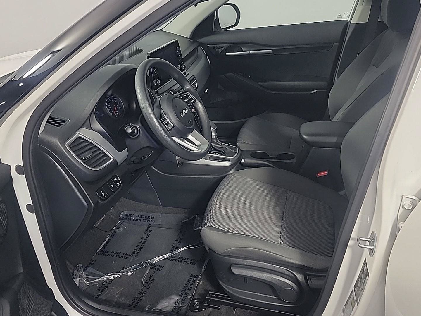 Certified 2023 Kia Seltos LX AWD/4WD image 17