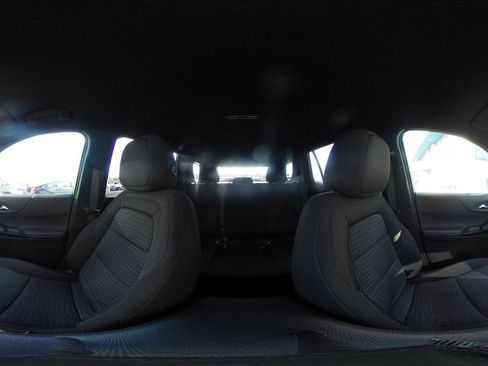 Used 2025 Chevrolet Equinox LT image 41