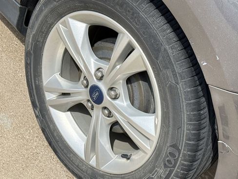 Used 2014 Ford Focus SE image 9