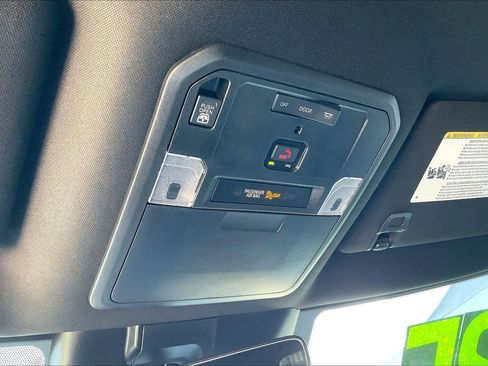 Used 2025 Toyota Tundra Limited image 35