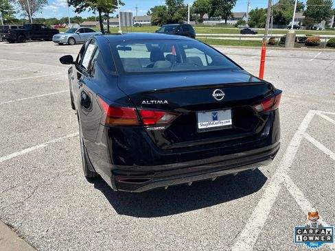 Used 2024 Nissan Altima 2.5 S FWD image 21
