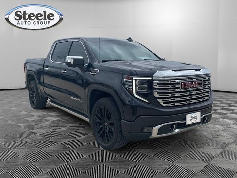 Used 2022 GMC Sierra 1500 Denali w/ Denali Carbonpro Edition image 7