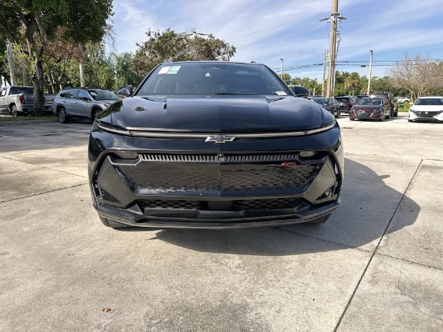 Used 2025 Chevrolet Equinox EV RS FWD image 19