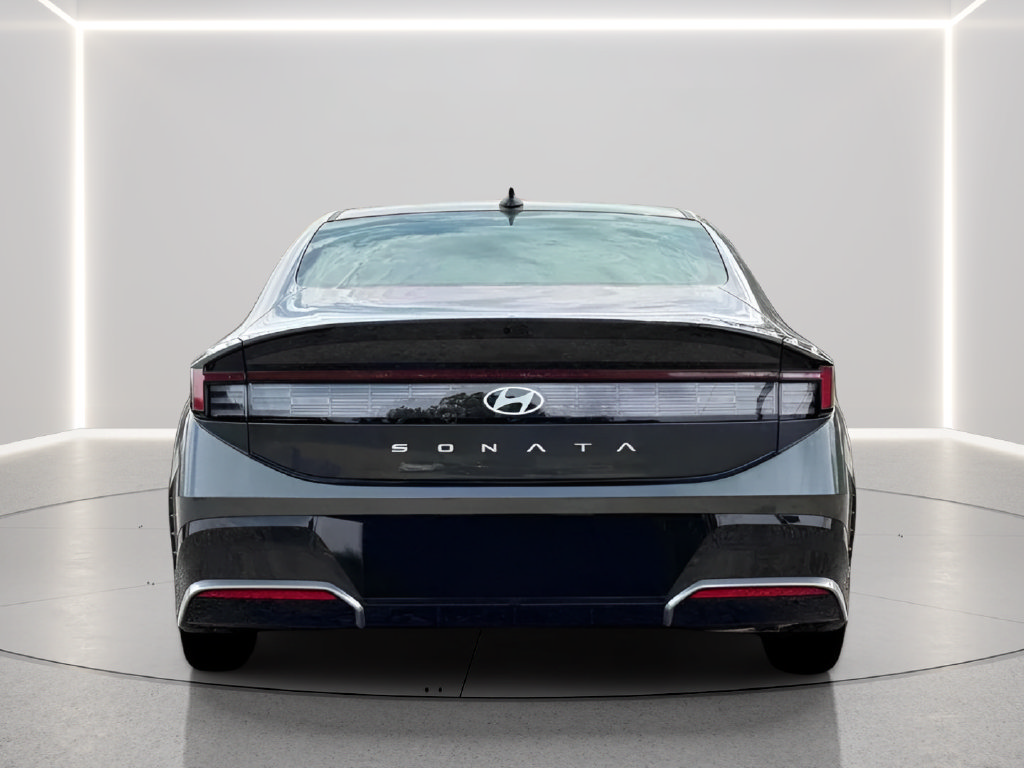 New 2026 Hyundai Sonata SEL FWD image 6